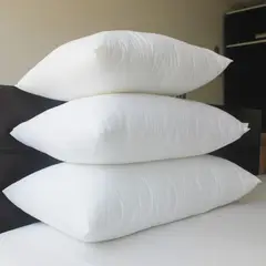 SUIT THE BED - Almohada Queen 800 gr - 1 Unidad.
