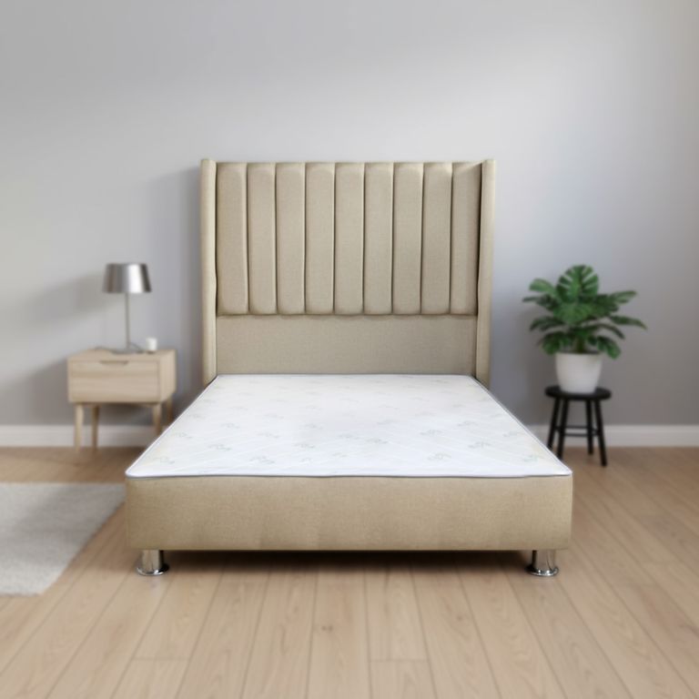 Cama tapizada Barcelona - 1.5 Plz - Tela Antifluido Beige + Almohada
