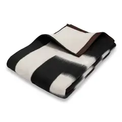 SANTA CATALINA - Frazada Miramar color Blanco con Negro de 1.5 plazas