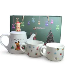 OEM - Set Navideño 2 Tazas y Jarra Filtrante en Loza con Caja Regalo Premium