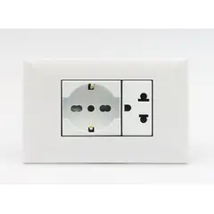 SINTHESI - TOMACORRIENTE DOBLE 01 SCHUKO Y 01 UNIVERSAL S17 SINTHESI