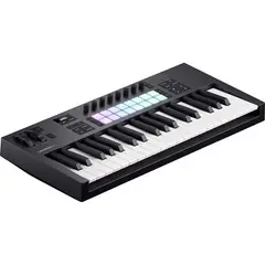 NOVATION - Controladores MIDI Launchkey 37 Mk4
