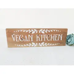 BOSQUE INVERNAL DECORACION ECO ALTERNATIVA - Letrero  pequeño en madera VEGAN KITCHEN