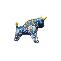 ACHALLAY ARTESANIA DE BARRO - Torito de Pucara Blanco y Azul 13 cm