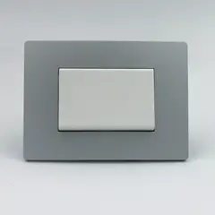 SINTHESI - CONMUTADOR DE 4 VIAS TECLON S33 PLACA PLATA Y DADOS S22 BLANCOS