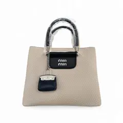 GENERICO - Cartera Para dama Con cierre elegante  color hueso