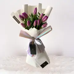 GENERICO - Ramo Akina - Tulipanes Morados