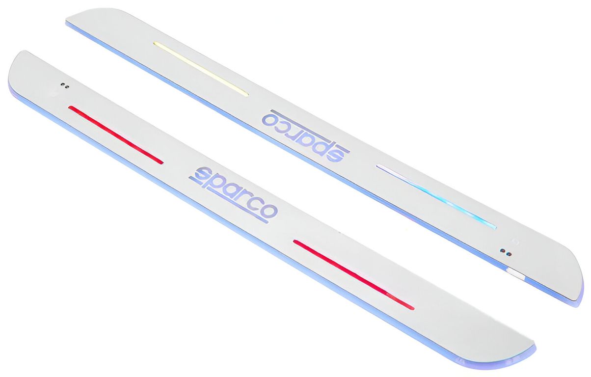 Pisadera De Puerta Sparco Universal Con Led Antideslizante Para Auto