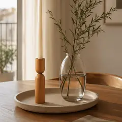 LAR DANIELSEN - Candelabro minimalista de madera