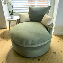 AMOBLART - Moderna Butaca de lectura modelo CLOUD + 2 cojines