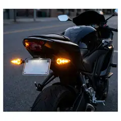GENERICO - Direccional LED Para Moto Ambar + 2 Funciones 12v Color Negro