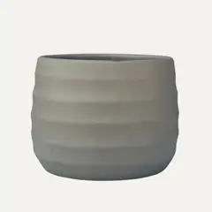 LAR DANIELSEN - Macetero color arena con textura ondulada - 13 cm. alto - Dakar