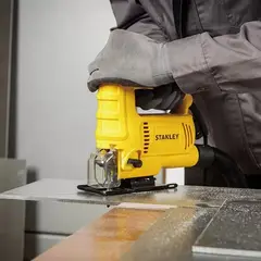 STANLEY - Sierra Caladora 600w 3000 Spm