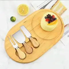 GENERICO - Tabla de Quesos de Bambú Ovalada con Set de Cuchillos