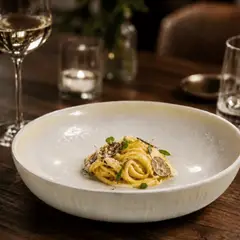 LAR DANIELSEN - Plato gourmet estilo restaurante  23.5 cm - Crema
