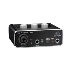 Behringer - Interfaz de Audio USB UM2 BEHRINGER