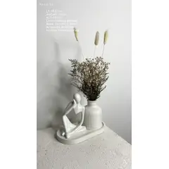 GENERICO - Figuras de familia en base para centro de mesa con florero decorativo minimalista nordico