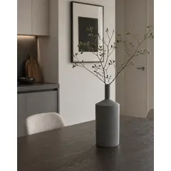 LAR DANIELSEN - Jarrón con ángulos rectos gris 34 cm. Hogflaska