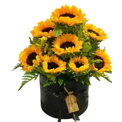 GENERICO - Arreglo Floral de Girasoles Naturales en Box Negra Elegante para Regalo