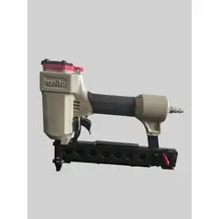 MEITE - Engrapadora Neumática MEITE de alambre medio 440KB - ¼″ corona calibre 18