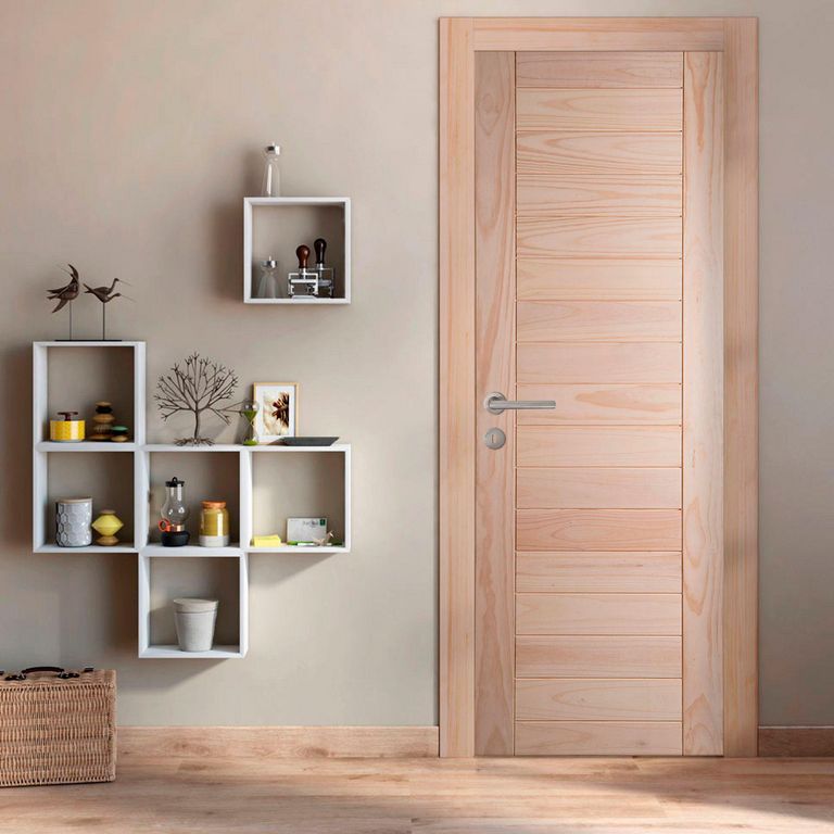 Puerta Principal de Madera Pino Imperial