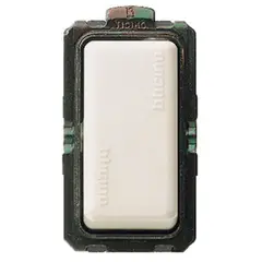 BTICINO - Dado Conmutador Simple Magic Marfil