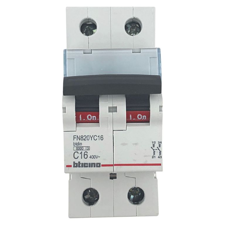 Interruptor Termomagnético 2x16A Bticino