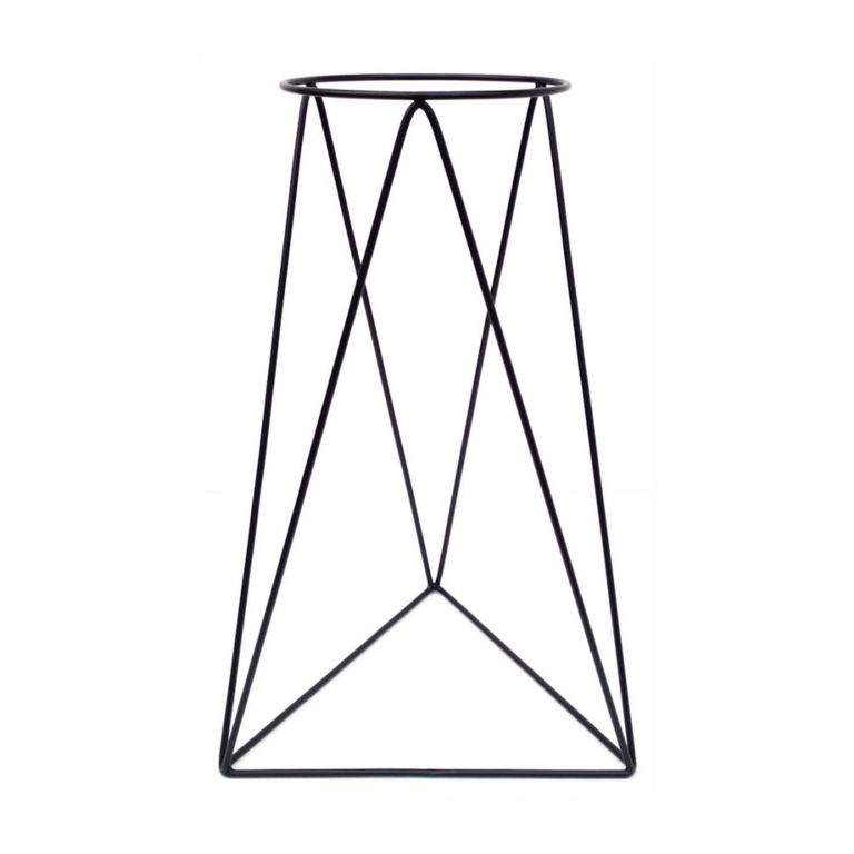 Portamacetas de Pie Triangular 40cm Metal