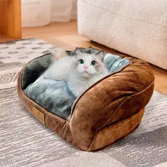 PETIZOOS - Sofá/Cama para Mascotas Talla S Marrón