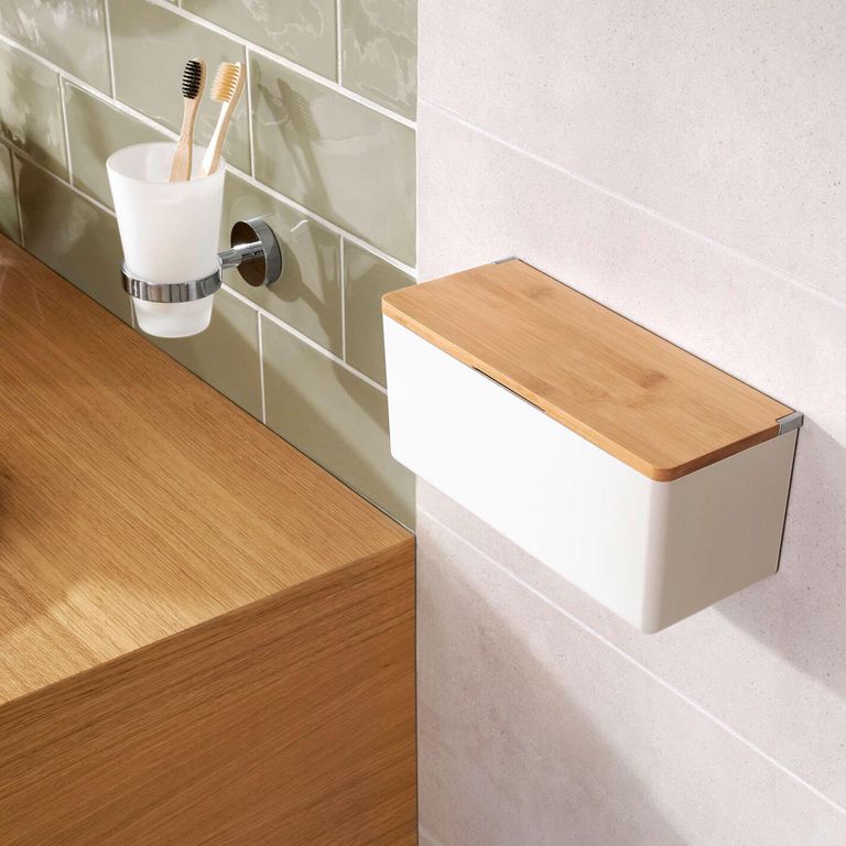 Caja Autoadhesiva Baño M