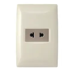 undefined - Tomacorriente universal simple beigue