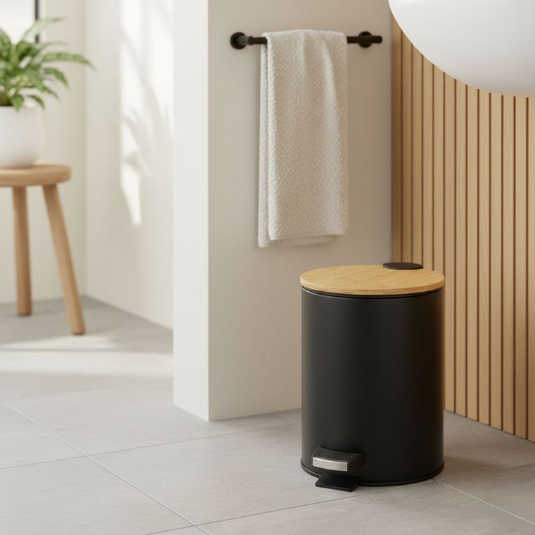Papelera de Plástico con Pedal y Tapa Bambú Negra 5L