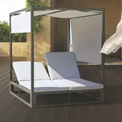 JUST HOME COLLECTION - Reposera con Techo Santo Domingo