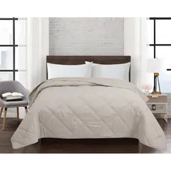 JUST HOME COLLECTION - Cubrecama BTS26 2 Plazas Color Beige