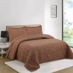 JUST HOME COLLECTION - Cubrecama Classic Liso Pv26 1.5 Plazas Maqui