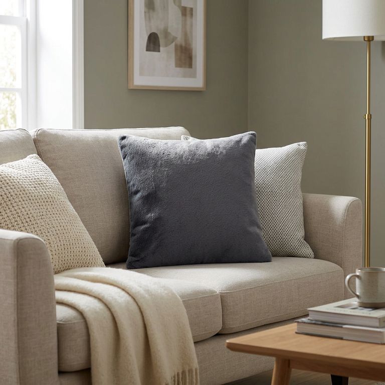 Cojín Urbano Plush 45 x 45 Gris